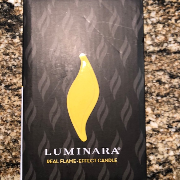 Luminara 5 inch Ivory Candle NWOT - Picture 4 of 5